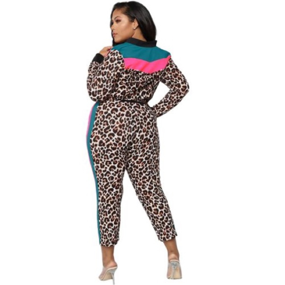 Leopard Print Plus Size Joggers - image 3